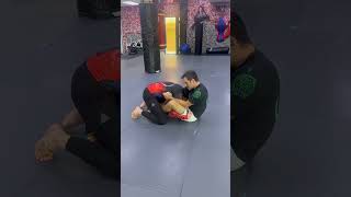 10th planet Jiu Jitsu countering the guard pass to a dope triangle #mma #sports