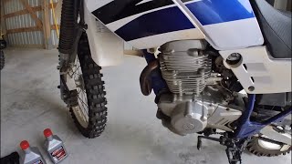 Yamaha XT225 Oil Change