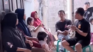 Pamitan sama keluarga teh kokom mau ketempat orang tua mang dasta