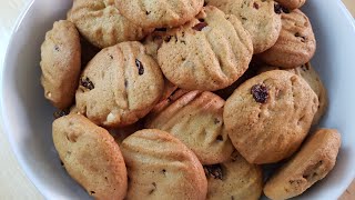 Raisin and Nut Cookies