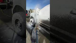 Satisfying FOAM CANNON making thick SUDS! #automobile #detailing #satisfying