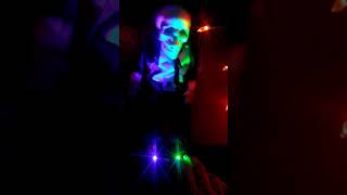 (Gemmy) Halloween rockin raver skeleton hey baby