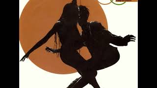 Soul II Soul - Keep On Movin' Instrumental (1989)