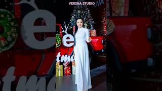 Cùng Người đẹp ca sĩ Bolero nổi tiếng Ngọc Thúy chụp hình đón Noel tại #versnastudio #music #abba