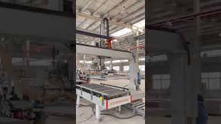 Furniture factory - Automation gantry for loading and unloading woodworking industry