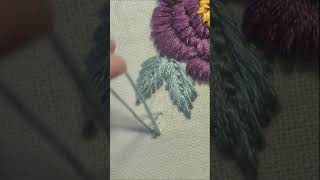 flower Relief Embroidery | Still Life  SHORT