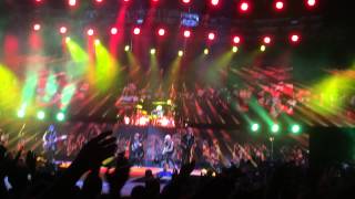 Scorpions - Is There Anybody There? (Live) 25/05/15 Saint Peterburg