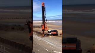 RTG RG21T telescopic leader rig installing pairs of Z piles in Withernsea