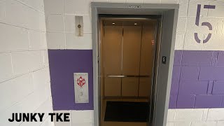 DOVER (mb. TKE) Hydraulic Elevator | Triangle Garage | Cleveland, OH