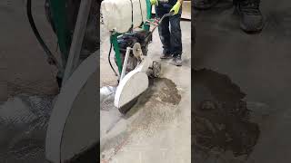 Carved concrete floors with a duct cutter