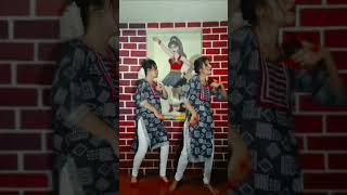 গোলাপ ফুলের কাঁটা🌹😵 #shorts #golapfullerkata #ytshorts #newsongdance #viralshorts #banglaviralsong