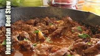 Hungarian Beef Stew with Red Wine (Vörösboros Marhapörkölt)