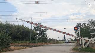 Passaggio a livello a Vedelago (TV) - Via Ca' Matta (Parte 2) / Railways crossing