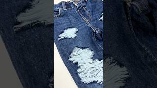 DIY Ripped Jeans #denimdiy #rippedjeans #reworked #upcycle #customjeans #distressedjeans #fashion