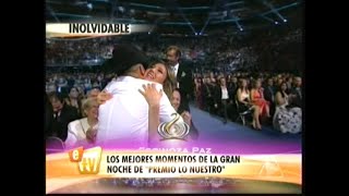 Thalia - Abrazo de Espinoza Paz - Escandalo TV - Premios Lo Nuestro 2010