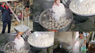 Khách nườm nượp săn lùng bánh canh giã tay hiếm hoi còn sót lại ở phương Nam