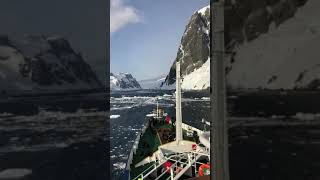 I can't get over how beautiful this video from Antarctica is 😍💙 place in the world 📍 Antarctica