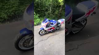 Honda SC28 CBR 900 walkaround