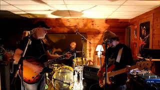 Free Fallin' live Tom Petty cover by BillyBellBand.