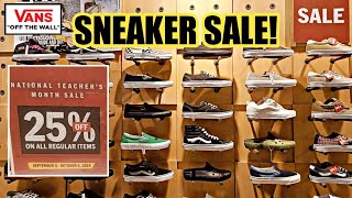 SNEAKERS SALE ng VANS SHOES Accessories naka sale din