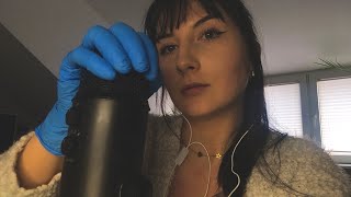 ASMR| Gloves sounds, hand movements and gum chewing