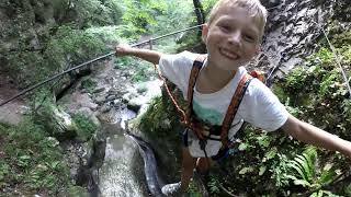 Dětská ferrata soutěskou Rio Sallagoni