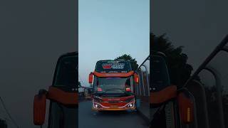 Cinematic BUS PARIWISATA QQ TRANS VEE-GAS #fypシ #viral