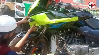 Pulsar 220 stickering modified