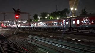 13145 Kolkata Radhikapur Express skipping Dumdum Jn with brand new LHB coaches