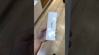 iphone xs box