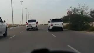 DRAG RACE Range rover vs landcruiser