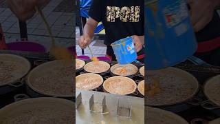 Hot and Crispy Apam Balik making pasarmalam #apambalik #food #pasarmalam #shorts #yputubeshorts