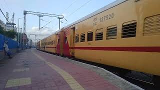 PASSENGER TRAIN 🚆 PULLING BY WAP-4 LOCOMOTIVE 🔥