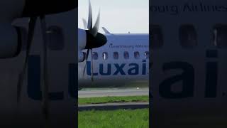 👨‍✈️👋 Hello from the pilot of Luxair DHC Dash 8-400 LX-LGF at Luxemburg Airport (LUX) #aviation