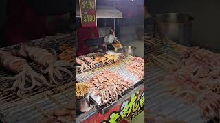 🐙Squid Barbecue @Shilin Night Market 🐙 #squid #taipei #shorts #taiwan