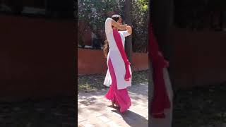 Bol na halke halke ✨| Dance Cover by Pooja | #trendingshorts #ytshorts #viralshorts