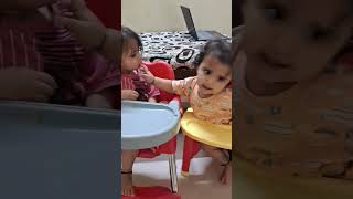 DHYANA GIVING FOOD TO DHYAN #bhai #sister #bhaiya #brother #dhyanam #cute #cutebaby