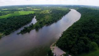 Wildcat Bluff Cedar River Benton County Iowa