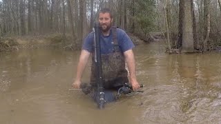 Brandon lets me ride BOTH his water scooters!!!👍