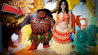 Gomita se disfraza de Maui de Moana Disney - Fiesta de Gomita | Videos e historias de Instagram