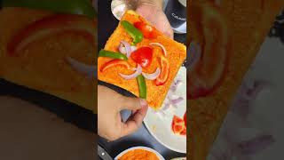 Easy Bread Pizza in just 2 minutes #easypizzarecipe #breadpizza #easyrecipe #1minrecipes #foodlover