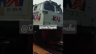 KERETA INI SLALU MENJADI FAVORITE & TERCEPAT DI JALUR SELATAN#keretaapi #shortvideo