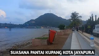 SUASANA SORE HARI DI PANTAI KUPANG KOTA JAYAPURA