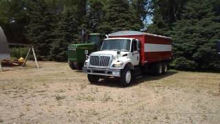 2007 International Harvester (IHC) 7400 Tandem Truck