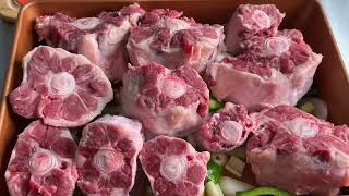 How to BAKE Oxtails - #EasyRecipe #SoulFood | Tanny Cooks