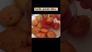 Garlic potato bites|| #potatobites #snacksrecipe For full recipe please visit @queenskitchen17