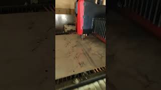 Laser machine से SS 3mm का कटिंग