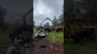 Tree farmer C5 forwarder crushing cars #cancar #treefarmer