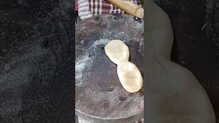 💁अगदी पटकन होते बरं....  दोन पुडी पोळी | चपाती #food #chapati #shortsfeed #viral #cooking