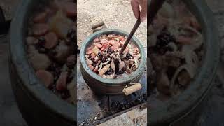 Feijoada na panela de pedra 😋